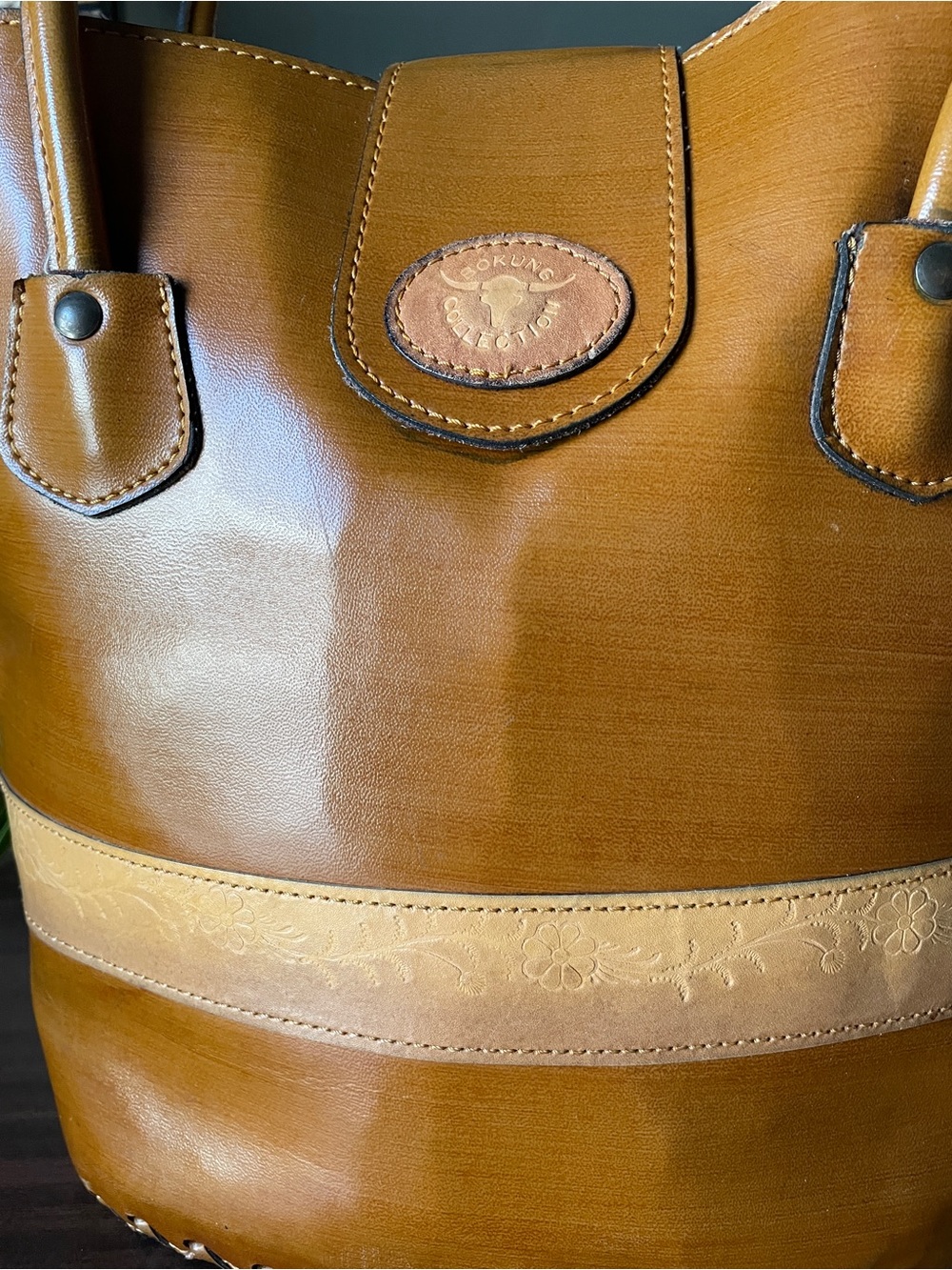 Classic Tan Leather Tote Bag - Bokung Collection - Picture 3 of 16